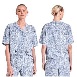 Ena Pelly Blue Snakeskin Short Sleeve Shirt 100% Recycled Polyester Aus/12 Us/8